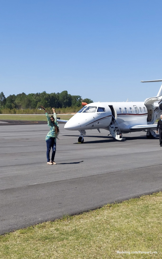 The man on the right tried to take me away 😂 The private jet almost had me. It was the “unpaid vacation” for me