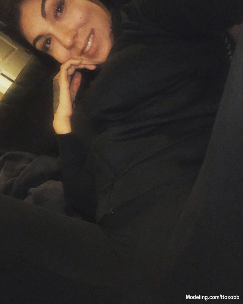 DM Me Im waiting xoxo...🥰